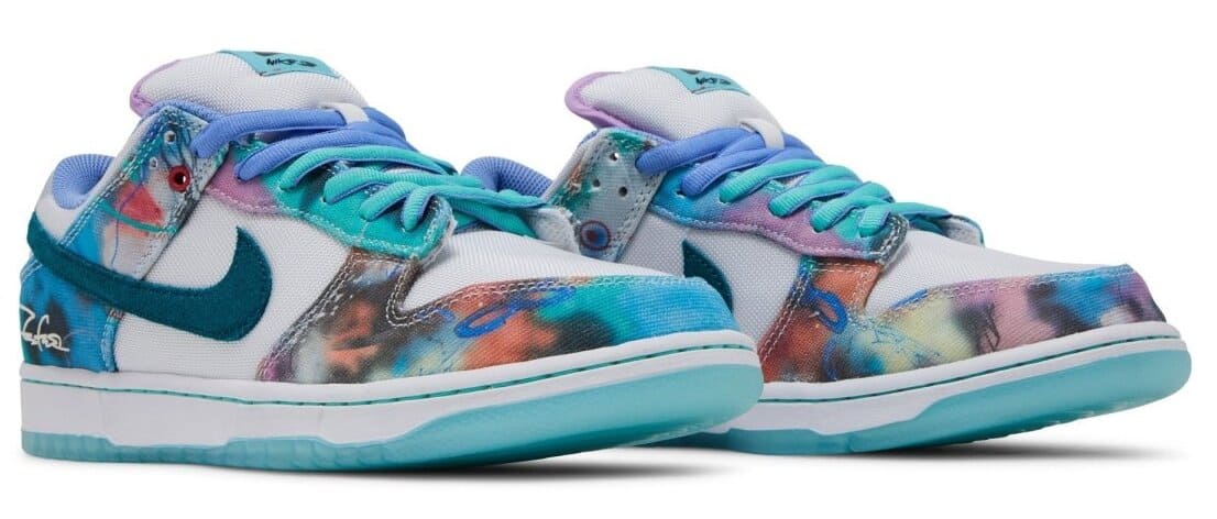 Nike Dunk Low SB x Futura "Bleached Aqua"